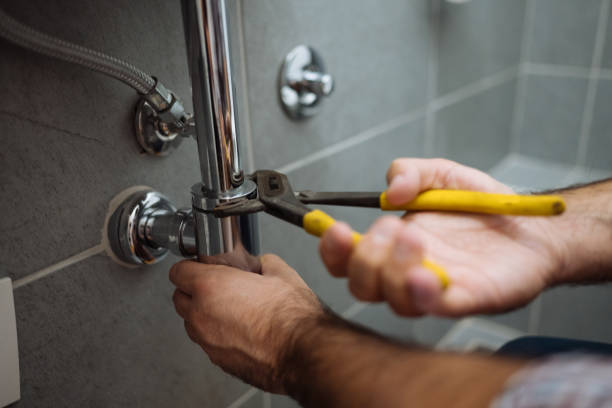 Best Emergency Plumber  in Copiague, NY